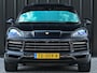 Porsche Cayenne 3.0 E-Hybrid NL-Auto | Panoramadak | Bose | 360 Camera | Soft Close | Sport Chrono | 14-Wegs Memory Seats | Ambiance Interieur | Luchtvering | Stoelverwarming |