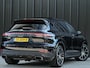 Porsche Cayenne 3.0 E-Hybrid NL-Auto | Panoramadak | Bose | 360 Camera | Soft Close | Sport Chrono | 14-Wegs Memory Seats | Ambiance Interieur | Luchtvering | Stoelverwarming |
