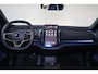 Volvo EX30 P3 Long Range Plus Europa 69 kWh - Adaptive Cruise Control - Harman/Kardon audio - Parkeercamera achter - Elektrisch bedienbare voorstoelen - Verwarmde voorstoelen & stuur - Parkeersensoren voor & achter - Draadloze tel. lader - 18' LMV