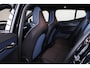 Volvo EX30 P3 Long Range Plus Europa 69 kWh - Adaptive Cruise Control - Harman/Kardon audio - Parkeercamera achter - Elektrisch bedienbare voorstoelen - Verwarmde voorstoelen & stuur - Parkeersensoren voor & achter - Draadloze tel. lader - 18' LMV