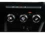 Renault Clio 1.0 TCe Business Zen Navigatie Achteruitrijcamera Parkeersensors Airco Climate & Cruise Control LED