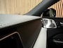 Volvo XC60 T8 AWD Recharge Ultra Black Edition | Bowers & Wilkins | Luchtvering | Trekhaak | 360° Camera | 455pk | Head-Up Display | Adaptieve Cruise Control | Stoelverwarming voor+achter | Stuurwielverwarming | Schuifdak | Full LED Meesturende koplampen | Pilot Assist | BLIS Dode Hoek Detectie | Elektrische voorstoelen geheugen | R-Design Contour stoelen met wit stiksel en bies | Zitting verlenging voorstoelen | Lederen dashboard | 21 Inch | Google Infotainment | Keyless Drive | Elektrisch bedienbare achterklep | DAB Radio | Apple Carplay/Android Auto | Alarm Klasse III | Draadloos telefoon opladen | Volvo On Call met mobiele App functie | Onyx Black Metallic |