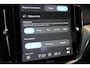 Volvo XC60 T8 406PK AWD Ultra Dark Black Ed. | Executive | Luchtvering | B&W | 22" | Massage | HUD