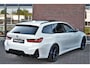 BMW 3-Serie Touring 320e xDrive M-Sport Pro Pano ACC Trekh El-zetels H/K 19inch