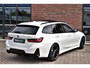 BMW 3-Serie Touring 320e xDrive M-Sport Pro | Pano ACC Trekh El-zetels H/K 19inch