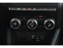 Renault Clio 1.0 TCe Business Zen Navigatie Achteruitrijcamera Parkeersensors Airco Climate & Cruise Control LED