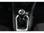 Renault Clio 1.0 TCe Business Zen Navigatie Achteruitrijcamera Parkeersensors Airco Climate & Cruise Control LED