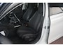 Peugeot 308 SW 2.0 BlueHDI Blue Lease Premium Nederlandse auto 2.0 HDI AUTOMAAT 99547 NAP laatste beurt bij 88118 met oa camera trekhaak pdc navigatie stoelverwarming panorama dak pdc getinte ramen trekgewicht 1400kg geremd