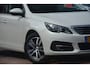 Peugeot 308 SW 2.0 BlueHDI Blue Lease Premium Nederlandse auto 2.0 HDI AUTOMAAT 99547 NAP laatste beurt bij 88118 met oa camera trekhaak pdc navigatie stoelverwarming panorama dak pdc getinte ramen trekgewicht 1400kg geremd