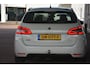 Peugeot 308 SW 2.0 BlueHDI Blue Lease Premium Nederlandse auto 2.0 HDI AUTOMAAT 99547 NAP laatste beurt bij 88118 met oa camera trekhaak pdc navigatie stoelverwarming panorama dak pdc getinte ramen trekgewicht 1400kg geremd