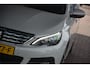 Peugeot 308 SW 2.0 BlueHDI Blue Lease Premium Nederlandse auto 2.0 HDI AUTOMAAT 99547 NAP laatste beurt bij 88118 met oa camera trekhaak pdc navigatie stoelverwarming panorama dak pdc getinte ramen trekgewicht 1400kg geremd