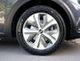 Kia Niro EV e-Niro DynamicLine 64 kWh 3-Fase 1e-Eig. & Dealer-Onderh. BOVAG-Garantie. NL-Auto.