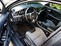 Kia Niro EV e-Niro DynamicLine 64 kWh 3-Fase 1e-Eig. & Dealer-Onderh. BOVAG-Garantie. NL-Auto.