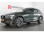 Volvo XC60 2.0 B5 Momentum Pro - Camera / Carplay / Stoel+Stuur verw.