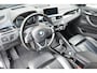 BMW X1 sDrive20i Orange Edition III * Trekhaak * Schuifdak * Head-up * LED * Stuurverwarming *