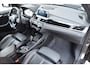 BMW X1 sDrive20i Orange Edition III * Trekhaak * Schuifdak * Head-up * LED * Stuurverwarming *