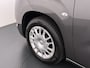 Opel Combo 1.5D 102PK L1H1 Koelkast+Inbouwladen Airco Navi Stoelverwarming Apple Carplay Android Auto Cruise Control DAB Bluetooth Pdc Euro 6 Achterklep Schuifdeur Wandbetimmering Betonplex Vloer 1e Eigenaar Dealeronderhouden Origineel Nederlandse Auto