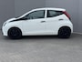 Toyota Aygo 1.0 VVT-i x-fun / Airco / Bluetooth / Snelheids Limiter / LED / Elektrische raambediening / start & stop /