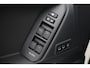 Toyota Land Cruiser 2.8 D-4D Executive | Black Pack | Trekhaak | Panoramadak | Standkachel | Luchtvering | Navigatie | 19 inch | 360 camera | Leder | Stoelverwarming/-ventilatie | JBL