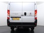 Fiat Ducato Maxi 35H 2.3D 141PK Automaat L2H1 3-Persoons Trekhaak Navi Camera Cruise Control Ecc Bluetooth Euro 6 Betonplexvloer Wandbetimmering Schuifdeur 3.000KG Trekgewicht
