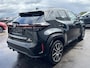 Toyota Yaris Cross 1.5 Hybrid GR Sport Panoramadak, Stoelverwarming, Parkeersensoren voor + achter, GR Sport interieur en exterieur delen.