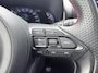 Toyota Yaris Cross 1.5 Hybrid GR Sport Panoramadak, Stoelverwarming, Parkeersensoren voor + achter, GR Sport interieur en exterieur delen.