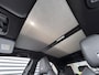 Toyota Yaris Cross 1.5 Hybrid GR Sport Panoramadak, Stoelverwarming, Parkeersensoren voor + achter, GR Sport interieur en exterieur delen.