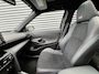 Toyota Yaris Cross 1.5 Hybrid GR Sport Panoramadak, Stoelverwarming, Parkeersensoren voor + achter, GR Sport interieur en exterieur delen.