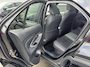 Toyota Yaris Cross 1.5 Hybrid GR Sport Panoramadak, Stoelverwarming, Parkeersensoren voor + achter, GR Sport interieur en exterieur delen.