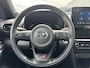 Toyota Yaris Cross 1.5 Hybrid GR Sport Panoramadak, Stoelverwarming, Parkeersensoren voor + achter, GR Sport interieur en exterieur delen.