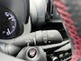 Toyota Yaris Cross 1.5 Hybrid GR Sport Panoramadak, Stoelverwarming, Parkeersensoren voor + achter, GR Sport interieur en exterieur delen.
