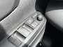 Toyota Yaris Cross 1.5 Hybrid GR Sport Panoramadak, Stoelverwarming, Parkeersensoren voor + achter, GR Sport interieur en exterieur delen.