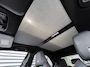 Toyota Yaris Cross 1.5 Hybrid GR Sport Panoramadak, Stoelverwarming, Parkeersensoren voor + achter, GR Sport interieur en exterieur delen.