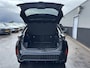 Toyota Yaris Cross 1.5 Hybrid GR Sport Panoramadak, Stoelverwarming, Parkeersensoren voor + achter, GR Sport interieur en exterieur delen.
