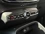 Volvo XC40 T4 Momentum Pro
