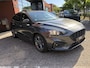 Ford Focus Wagon 1.5 EcoBoost ST Line // AFN. TREKHAAK // KEYLESS // WINTERPACK // CAMERA+SENSOREN // NAVI+CARPLAY //