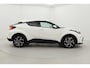 Toyota C-HR / C-HR+ 2.0 Hybrid First Edition | Dodehoek detectie | Navigatie | JBL | Stoelverwarming | Apple Carplay / Android Auto | Full LED | Keyless | Adaptive Cruise | Clima | Parkeersensoren voor/achter | Camera | 18 inch