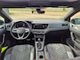 Volkswagen Taigo 1.5 TSI R-Line Panoramadak! IQ Light! Beats! IQ Drive! Camera! Stoelverwarming! Lane Assist!