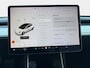 Tesla Model 3 Standard RWD Plus 60 kWh SOH 84,8% / Trekhaak / 19'' LMV ( € 1.700 ) / Autopilot / 3 Fase / Stoelverwarming / Panoramadak / Memory / Dodehoek /