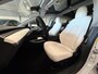 Tesla Model 3 Standard RWD Plus 60 kWh SOH 84,8% / Trekhaak / 19'' LMV ( € 1.700 ) / Autopilot / 3 Fase / Stoelverwarming / Panoramadak / Memory / Dodehoek /