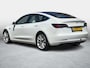 Tesla Model 3 Standard RWD Plus 60 kWh SOH 84,8% / Trekhaak / 19'' LMV ( € 1.700 ) / Autopilot / 3 Fase / Stoelverwarming / Panoramadak / Memory / Dodehoek /