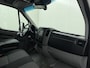 Volkswagen Crafter 2.0TDI 164PK Bakwagen+Laadklep | 3500Kg Trekhaak | Zijdeur | Navigatie | Airco | Cruise | 3-Zits