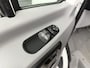 Volkswagen Crafter 2.0TDI 164PK Bakwagen+Laadklep | 3500Kg Trekhaak | Zijdeur | Navigatie | Airco | Cruise | 3-Zits