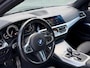 BMW 3-Serie 320i High Executive M-Sport Dealer onderhouden