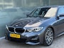 BMW 3-Serie 320i High Executive M-Sport Dealer onderhouden