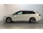 Volkswagen Golf Variant 1.5 eTSI DSG R-Line Camera Navigatie Sfeerverlichting Stoelverwarming