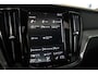 Volvo V60 2.0 T6 Twin Engine AWD R-Design Head-Up | Harman/Kardon | Pano | Leder | Camera | Carplay | LED | Stoelverw. V+A | 18" LMV | PDC V+A