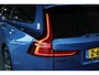 Volvo V60 2.0 T6 Twin Engine AWD R-Design Head-Up | Harman/Kardon | Pano | Leder | Camera | Carplay | LED | Stoelverw. V+A | 18" LMV | PDC V+A