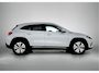 Mercedes-Benz EQA 250 Progressive 67 kWh | Ledkoplampen | Sfeerverlichting | Parkeerpakket met achteruitrijcamera | Dakhemel stof zwart. Inclusief 24 maanden MB Certified garantie voor Europa.