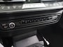 BMW 1-Serie 118i High Executive Edition | M-Pakket | Panoramadak | ShadowLine | Sportstoelen | Navigatie | Camera | DAB | Apple CarPlay/Android Auto | Stoelverwarming | Draadloze telefoonlader |